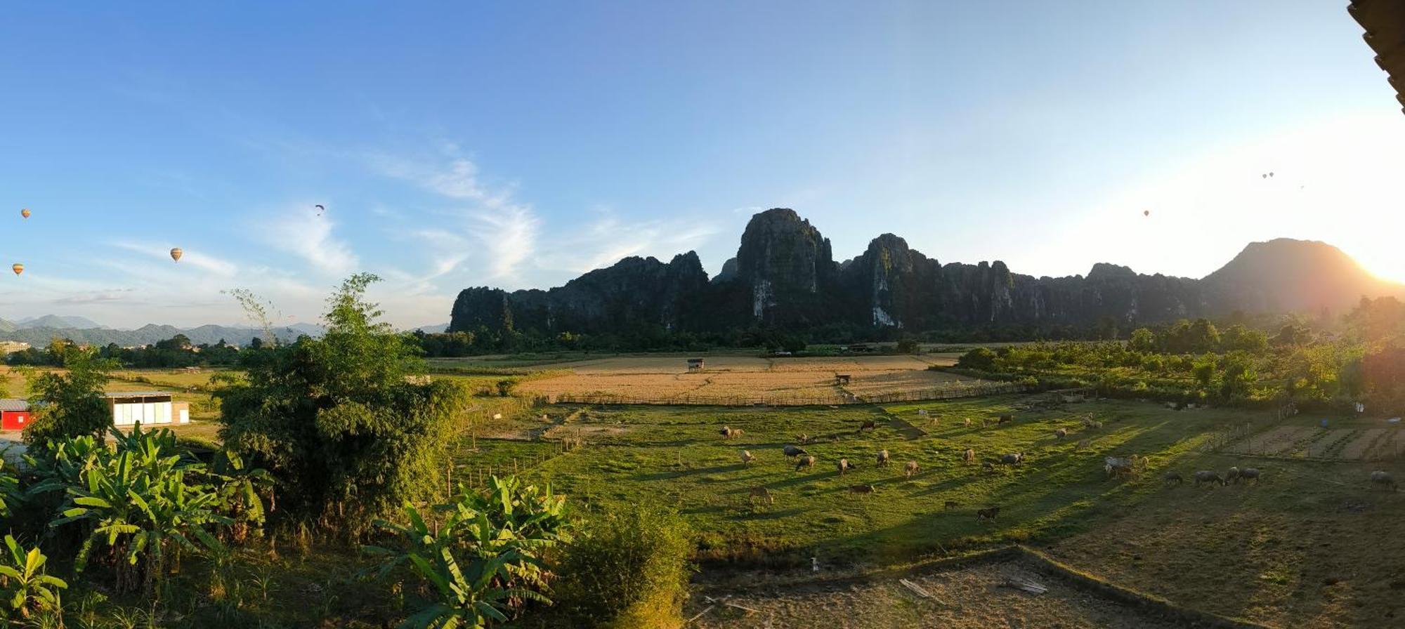 Dd Guesthouse วังเวียง ภายนอก รูปภาพ